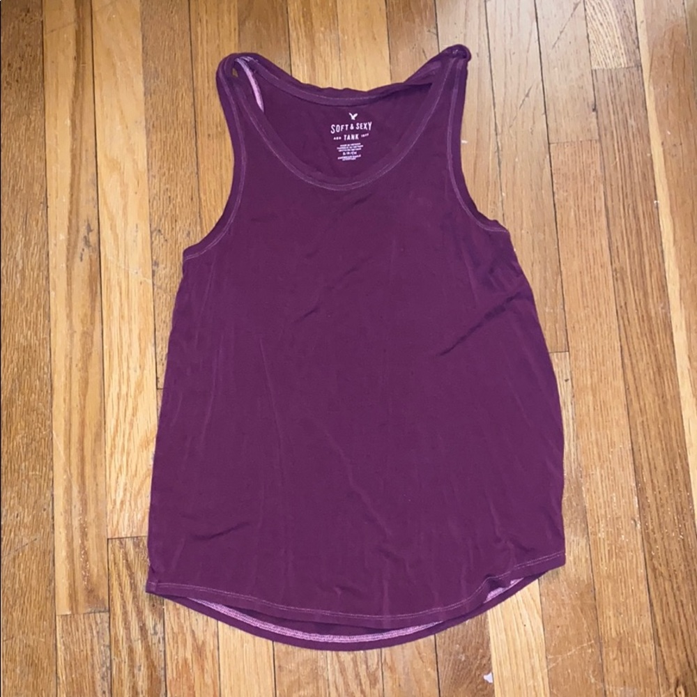 purple tank top